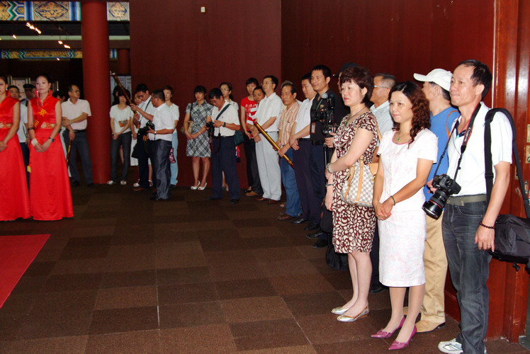 参加开幕礼贵宾